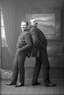 Posed friends, photographed in Carl Christersson's studio, Landskrona, Sweden, 1910