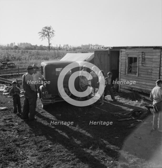 Possibly: Bean pickers' children in camp at end..., near West Stayton, Marion County, Oregon, 1939. Creator: Dorothea Lange.