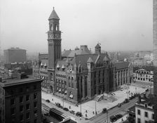 Post Office, Detroit, Mich., between 1900 and 1915. Creator: Unknown