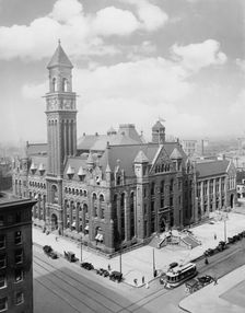 Post office, Detroit, Mich., c.between 1910 and 1920. Creator: Unknown