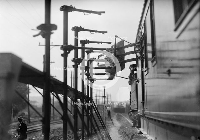 Post office Department, Hupp Auto Railway Service, 1912. Creator: Harris & Ewing.