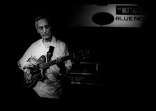 Pat Martino, PIzza Express, Dean St, Soho, London, July 2001. Artist: Brian O'Connor
