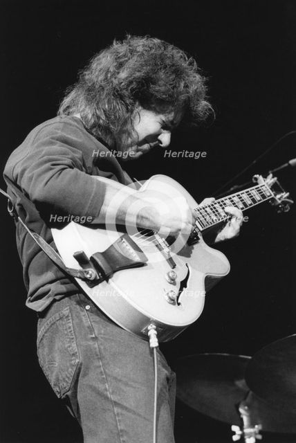 Pat Metheny, Cambridge Corn Exchange, Cambridgeshire, 2000. Creator: Brian Foskett.