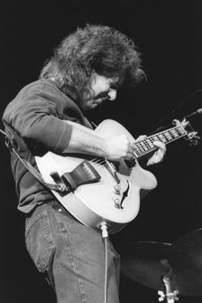 Pat Metheny, Cambridge Corn Exchange, Cambridgeshire, 2000. Creator: Brian Foskett