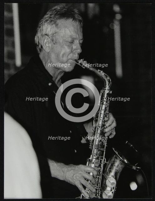 Pat Crumly playing alto saxophone at The Fairway, Welwyn Garden City, Hertfordshire, 10 May 1998. Artist: Denis Williams