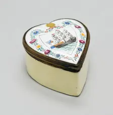 Patch Box, Bilston, c. 1785/1800. Creator: Unknown