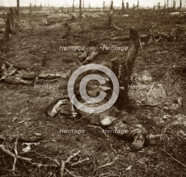 Path between bodies, c1914-c1918. Artist: Unknown.