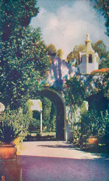 Patio of the Palace of Photography. c1935