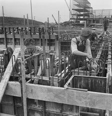 Patons and Baldwins Knitting Factory, Lingfield Close, Darlington, 11/08/1949. Creator: John Laing plc