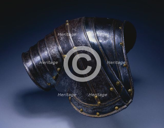 Pauldron for Right shoulder, c. 1560-1570. Creator: Unknown.