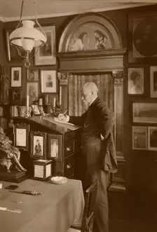 Pavel Shukovsky, Russian artist, at work, early 20th century