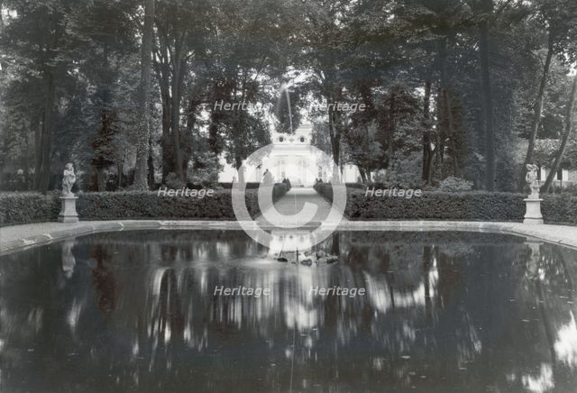 "Pavillon Colombe," Edith Jones Wharton house, 33 rue Edith Wharton, St. Brice-sous..., France, 1925 Creator: Frances Benjamin Johnston.