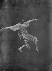 Pavlova, Anna, Madame, 1915 Nov. 8. Creator: Arnold Genthe