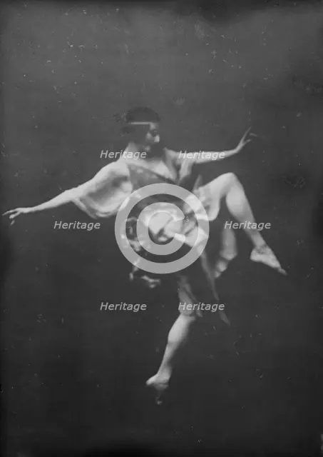 Pavlova, Anna, Madame, 1915 Nov. 8. Creator: Arnold Genthe.