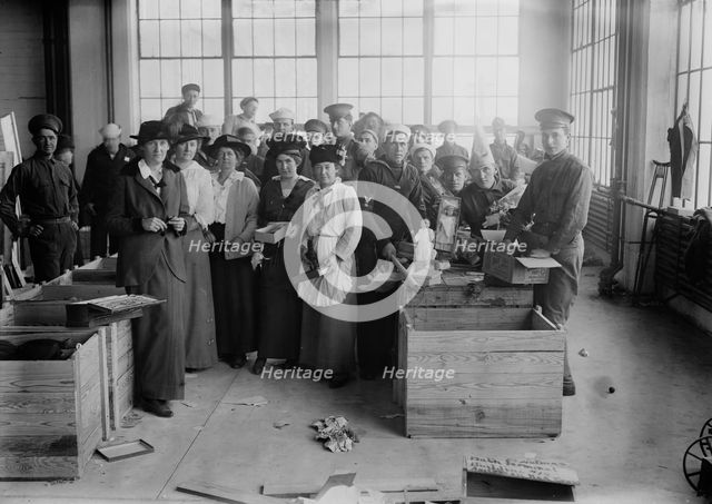 Packing for Christmas Ship, 1914. Creator: Bain News Service.