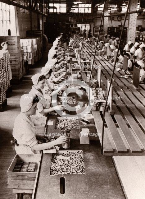 Packing Rowntree’s Smarties, 1953. Artist: Unknown