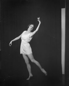 Page, Ruth, 1923 May 29. Creator: Arnold Genthe