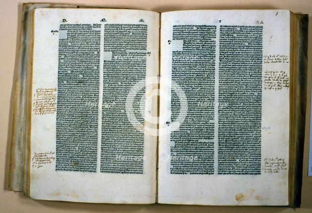 Pages of the work 'Superprimo sententiarum opus' by Pedro Lombardo, 1492. Creator: Pedro Lombardo (1096-1160).