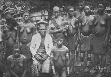 'Pahouin et Pahouines d'Atakama; L'Ouest Africain 1914. Creator: Unknown