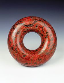 Painted and incised lacquer bead box, Late Ming dynasty, China, c1600-c1644. Creator: Unknown