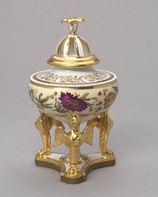 Pair of Urns, c. 1815. Creator: Flight, Barr and Barr (British)