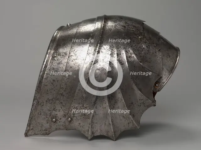 Pair of Gothic Fan-Shaped Pauldron (right), c. 1485-1500. Creator: Antonio Missaglia (Italian, 1416/17-1495/96).