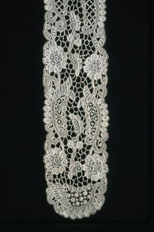 Pair of Lappets (Joined), Ireland, 1870s/90s. Creator: Unknown