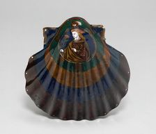 Pair of Shells with Portraits Forming a Purse, Limoges, Early 16th century or 19th century. Creator: Limoges Pottery and Porcelain Factories