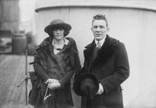 Pal Moore & wife, between c1915 and c1920. Creator: Bain News Service