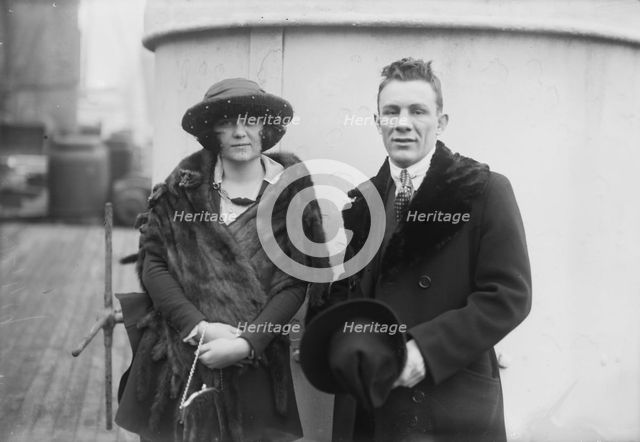 Pal Moore & wife, between c1915 and c1920. Creator: Bain News Service.