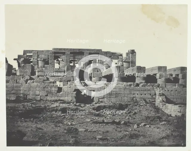 Palais de Karnak, Entrée Méridionale de la Salle Hypostyle; Thèbes, 1849/51, printed 1852. Creator: Maxime du Camp.