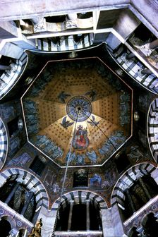 Palatine Chapel of Charlemagne, interior view of the dome with mosaics