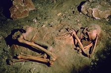 Paleolithic ritual burial of a woman