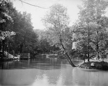 Palmer Park, Detroit, Mich., between 1900 and 1920. Creator: Unknown