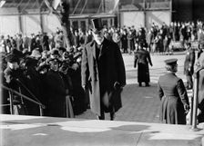 Pan American Mass - Thanksgiving Day At St. Patrick's - Minister Rojas, of Venezuela, 1912. Creator: Harris & Ewing