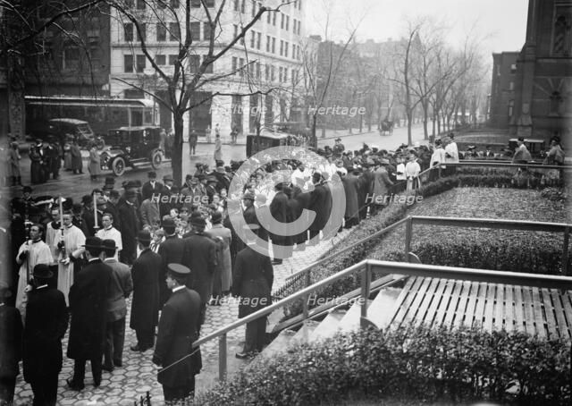 Pan American Mass. - Thanksgiving Day At St. Patrick's. Choir, 1912. Creator: Harris & Ewing.