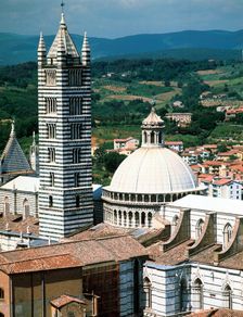 Panorama to Cathedral, Sienna, Tuscany, Italy. Creator: Peter Thompson