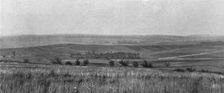 Panoramas du champ de bataille, a l'ouest de la Meuse; a l'horizon, au centre..., 1916. Creator: Unknown