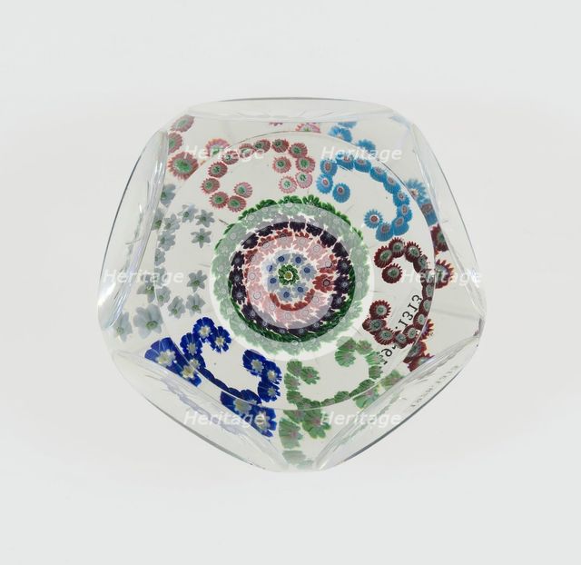 Paperweight, Clichy, 19th century. Creator: Clichy Glassworks.