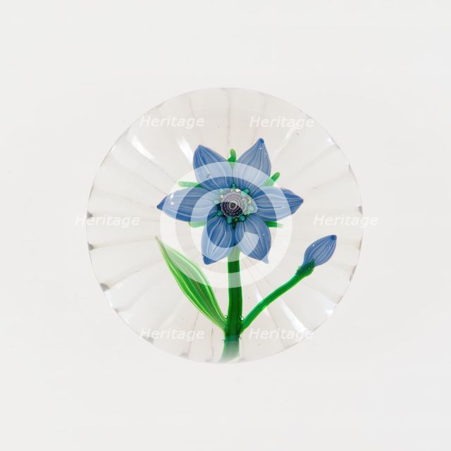 Paperweight, Clichy, 19th century. Creator: Clichy Glassworks.