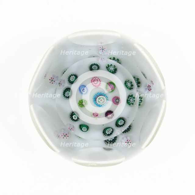 Paperweight, Clichy, 19th century. Creator: Clichy Glassworks.