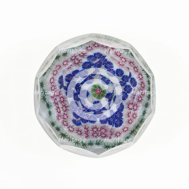 Paperweight, Clichy, 19th century. Creator: Clichy Glassworks.