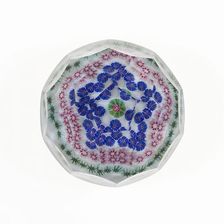 Paperweight, Clichy, 19th century. Creator: Clichy Glassworks