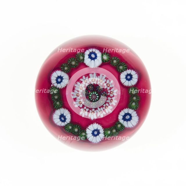 Paperweight, Clichy, 19th century. Creator: Clichy Glassworks.