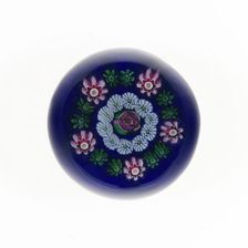 Paperweight, Clichy, 19th century. Creator: Clichy Glassworks