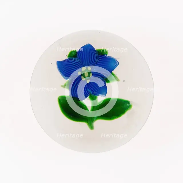 Paperweight, Clichy, 19th century. Creator: Clichy Glassworks.