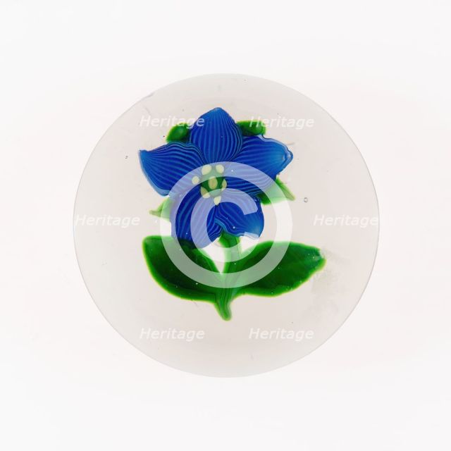 Paperweight, Clichy, 19th century. Creator: Clichy Glassworks.