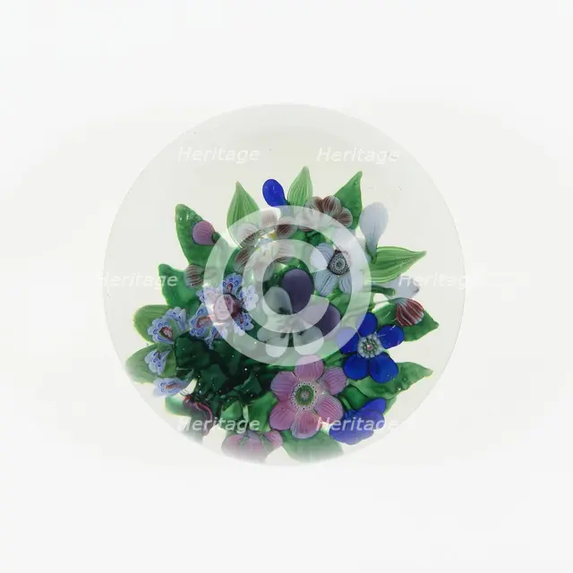 Paperweight, Clichy, 19th century. Creator: Clichy Glassworks.