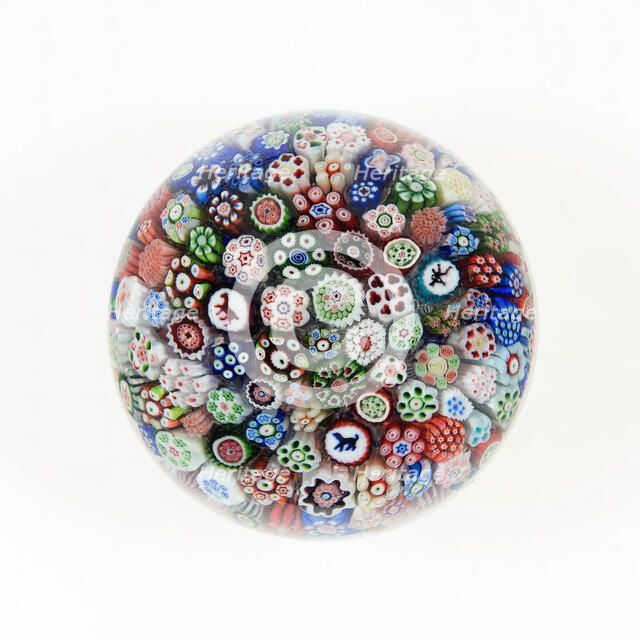 Paperweight, Lunéville, 19th century. Creator: Baccarat Glasshouse.