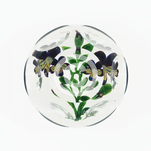 Paperweight, Lunéville, c. 1848-55. Creator: Baccarat Glasshouse.